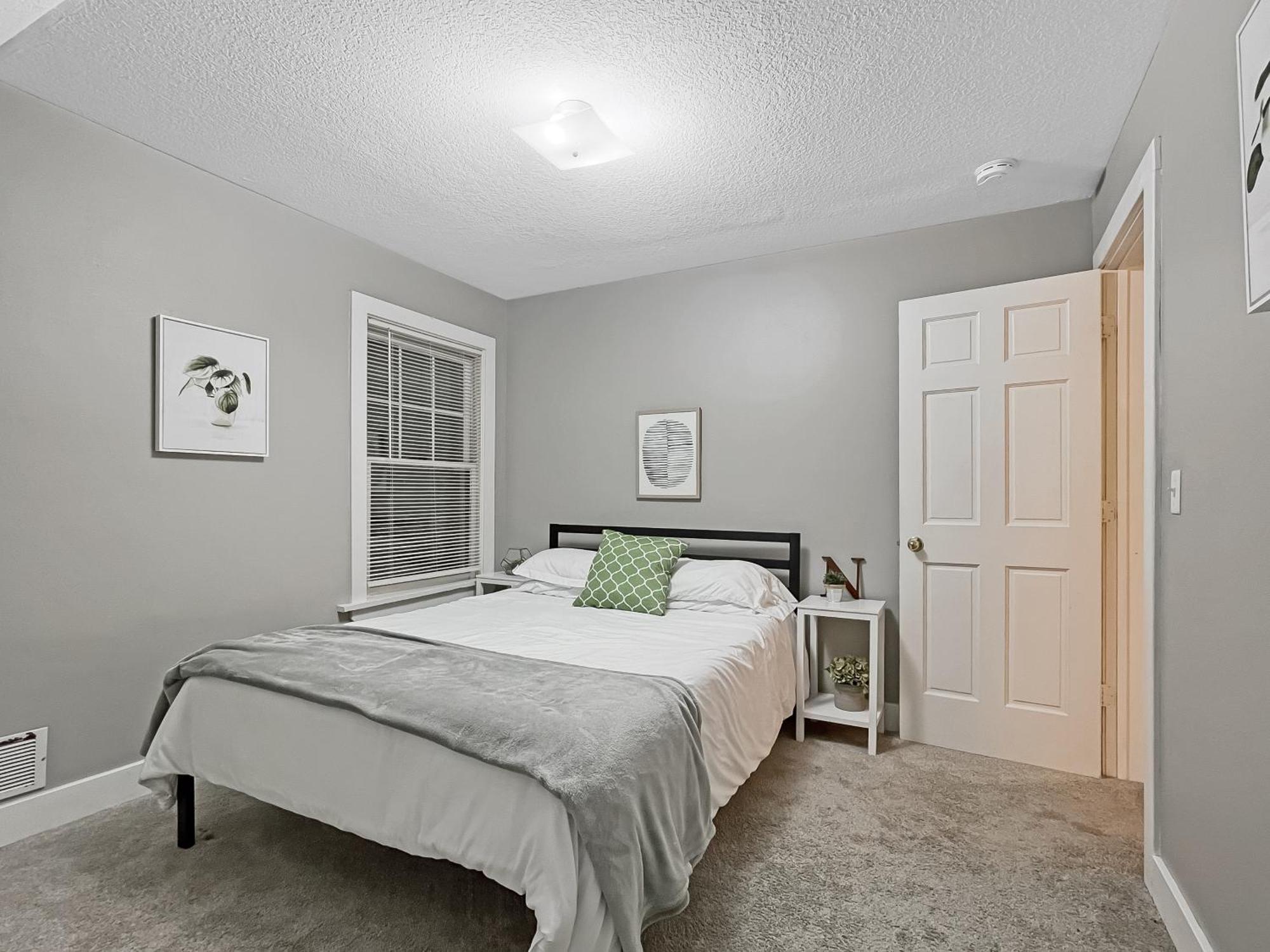 Villa Chic 2Br Duplex Free Parking Near Hospitals Des Moines Exterior foto